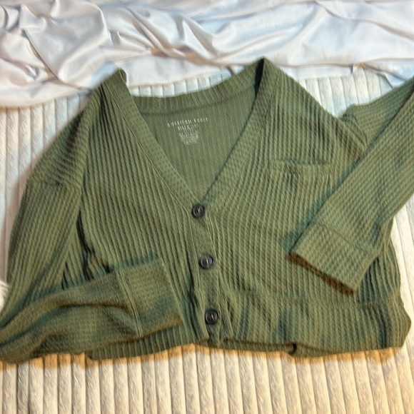 American Eagle, soft and sexy plush size extra small crop cardigan - Picture 2 of 4
